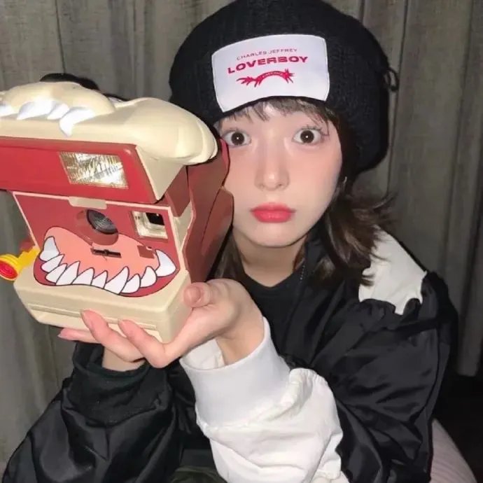 我,何爷爷
